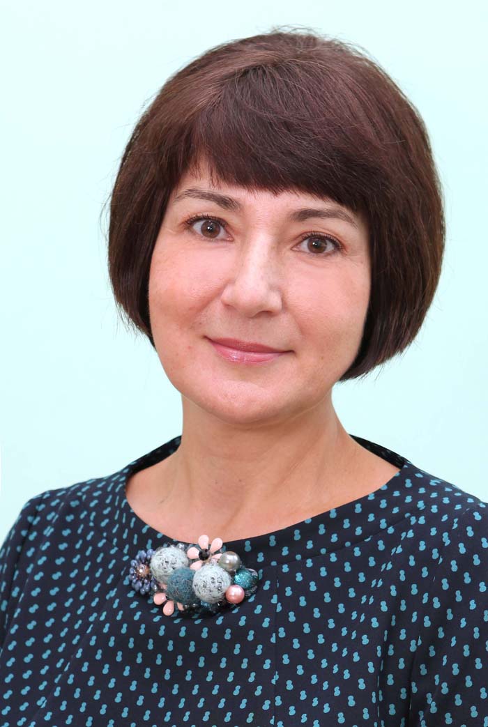 Борисова Елена Валентивна.